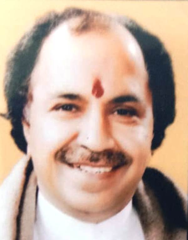 Dr. Mahender Nagpal