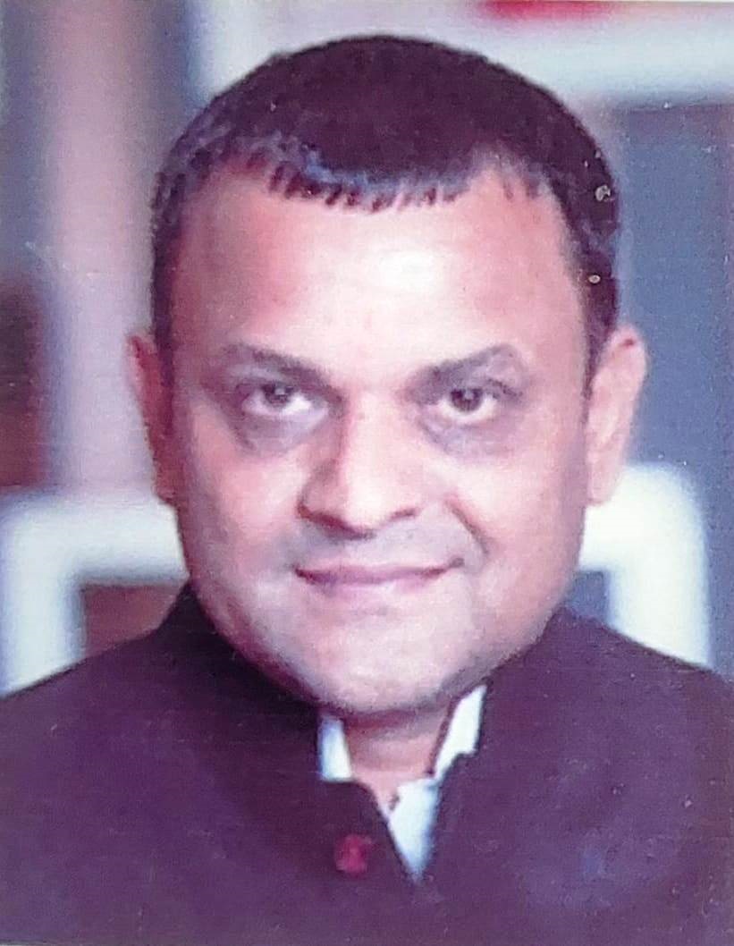 Neeraj Thakur (Bunty Patel)
