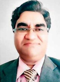 Dr Dashrath Hinunia