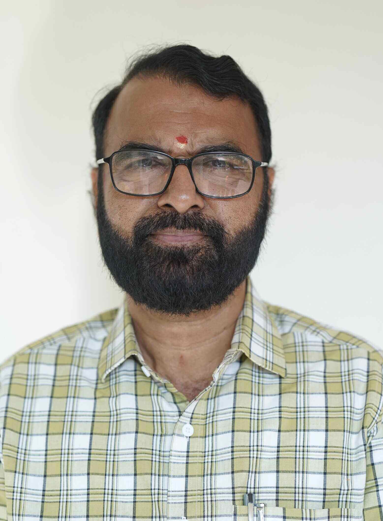 V Unnikrishnan Master