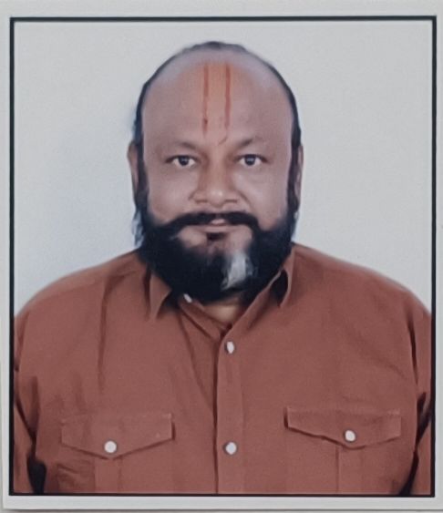 Vinod Pathak (Guruji)