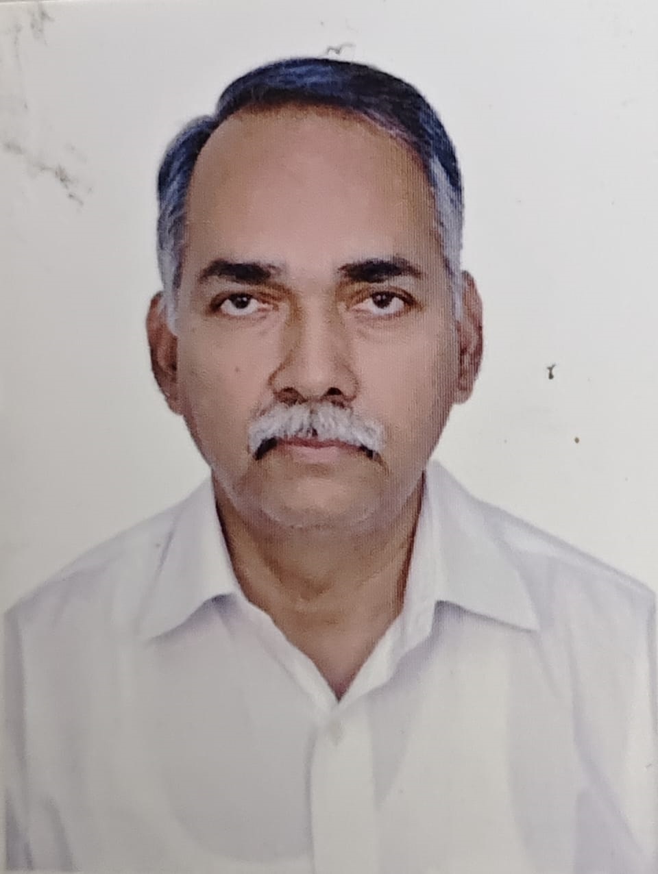 Dr Suresh Sagar
