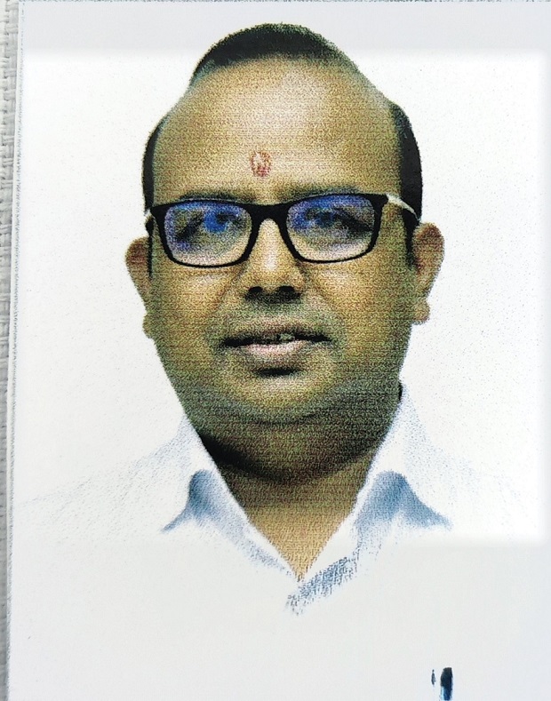 Dr Sanjay Biyani